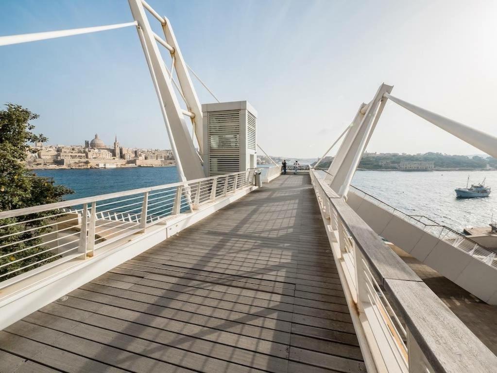 דירות סליאמה Unbeatable Location Valletta And Harbour Views מראה חיצוני תמונה
