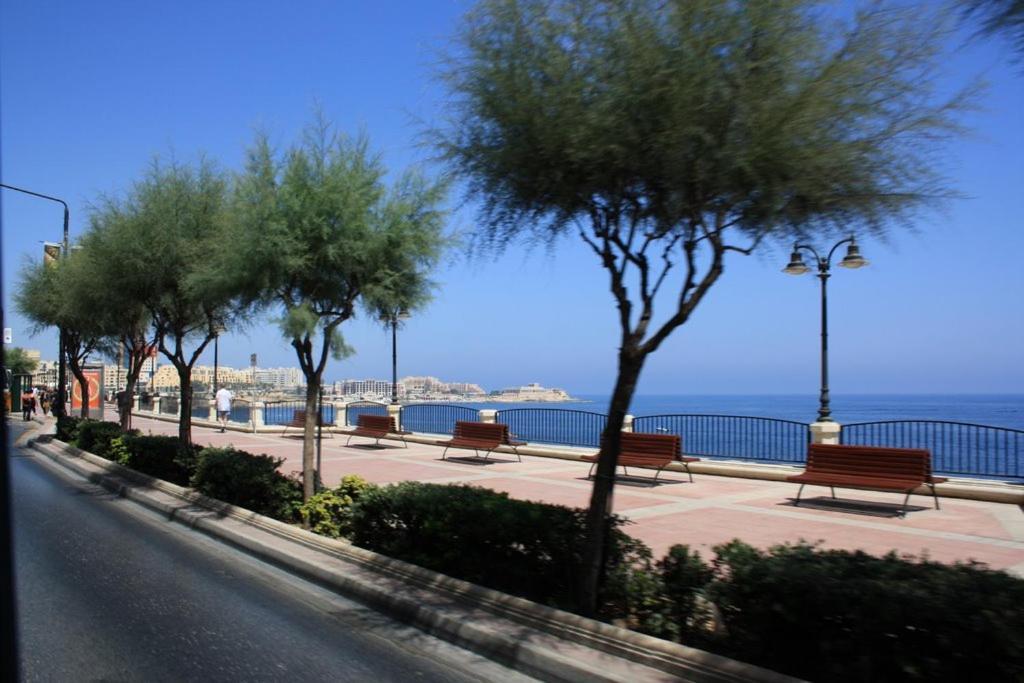 דירות סליאמה Unbeatable Location Valletta And Harbour Views מראה חיצוני תמונה