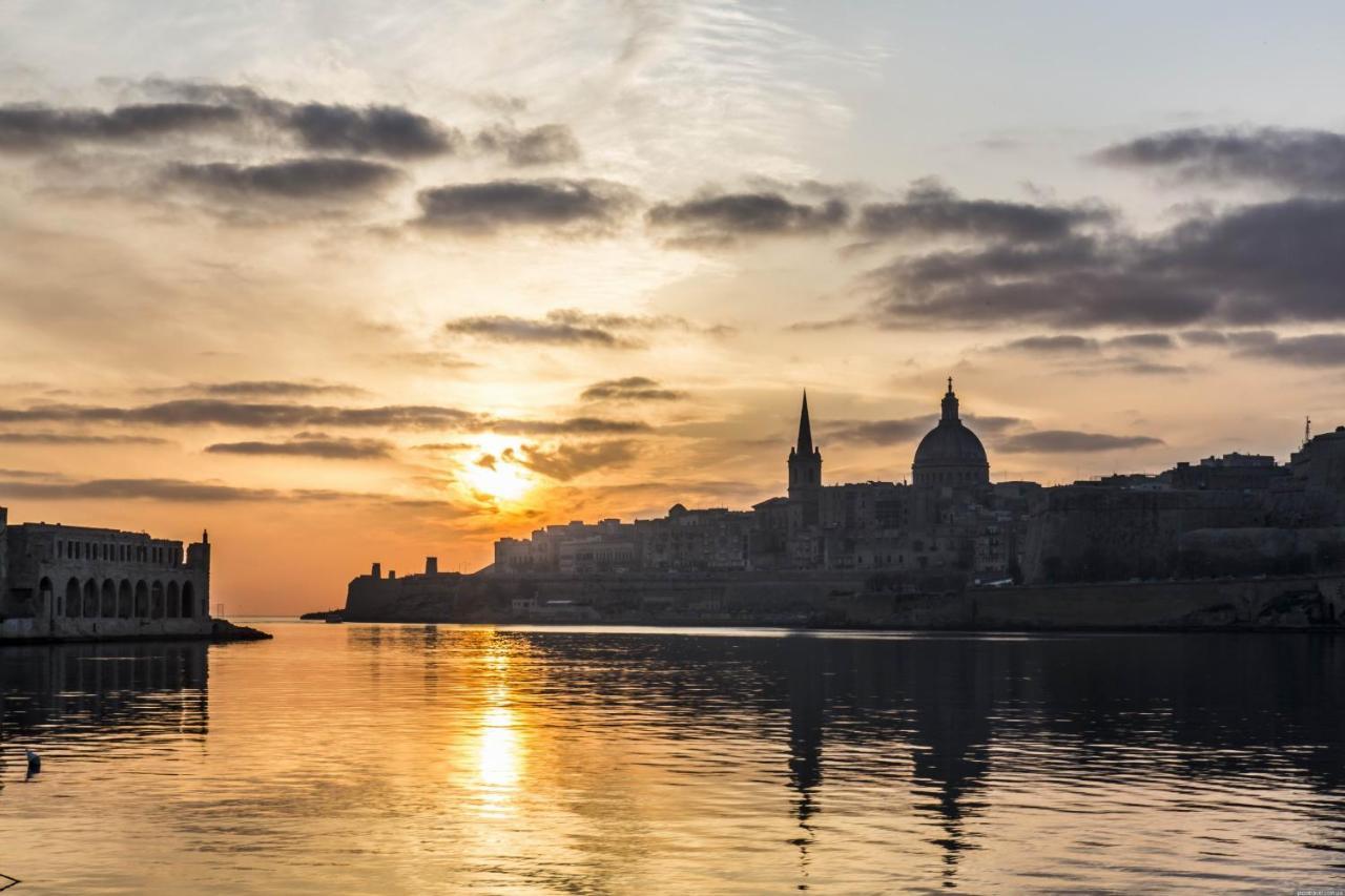 דירות סליאמה Unbeatable Location Valletta And Harbour Views מראה חיצוני תמונה