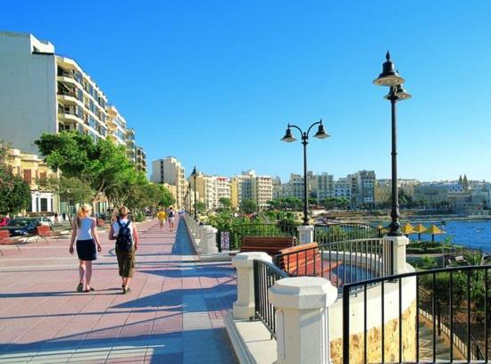 דירות סליאמה Unbeatable Location Valletta And Harbour Views מראה חיצוני תמונה